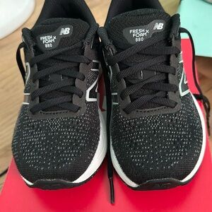 Fresh foam X 880v12 size 11w